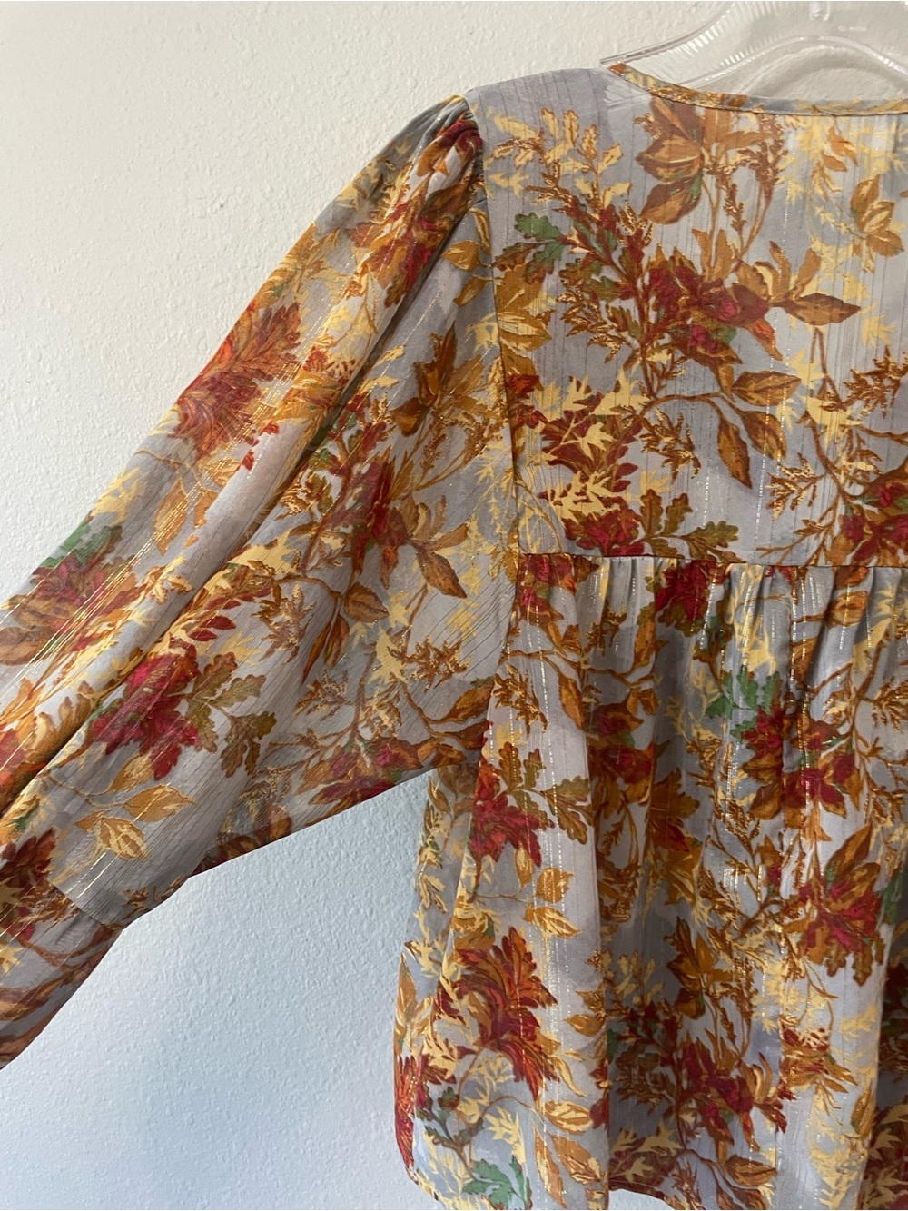 Maurices Boho Floral Metallic Blouse Sheer Peasant Ballon Sleeves SZ S - Picture 4 of 7